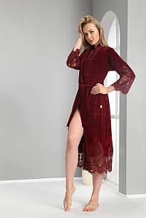 Жіночий халат Nusa 0383 довгий, велюровий з мереживом, бордовий S