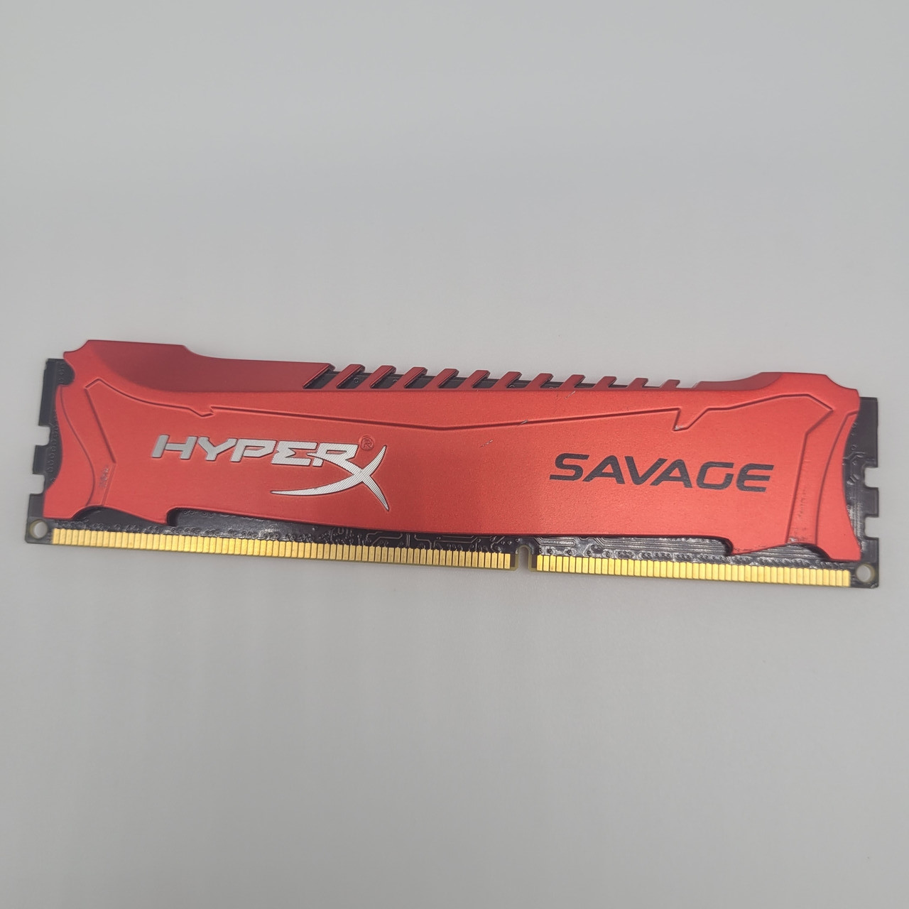Ігрова оперативна пам'ять Kingston HyperX SAVAGE DDR3 4Gb 1866MHz PC3 14900U 1R8 CL9 (HX318C9SRK2/8) Б/В