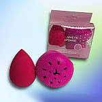 Набір: спонж для макіяжу з ефектом збільшення в розмірі і щітка для очищення обличчя Powder Puff, фото 2