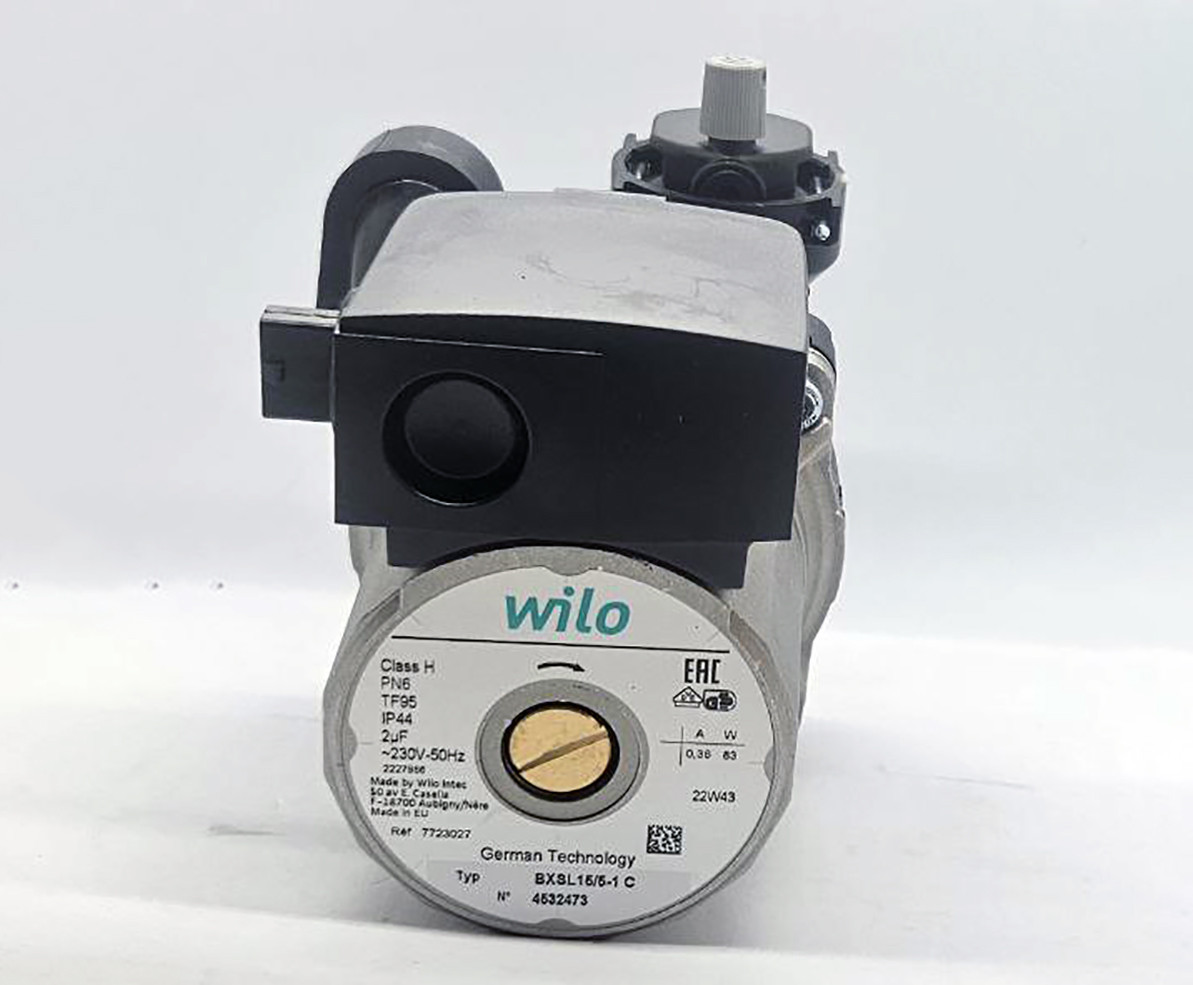 Циркуляційний насос Wilo на газовий котел Westen Baxi 5698260 721957500