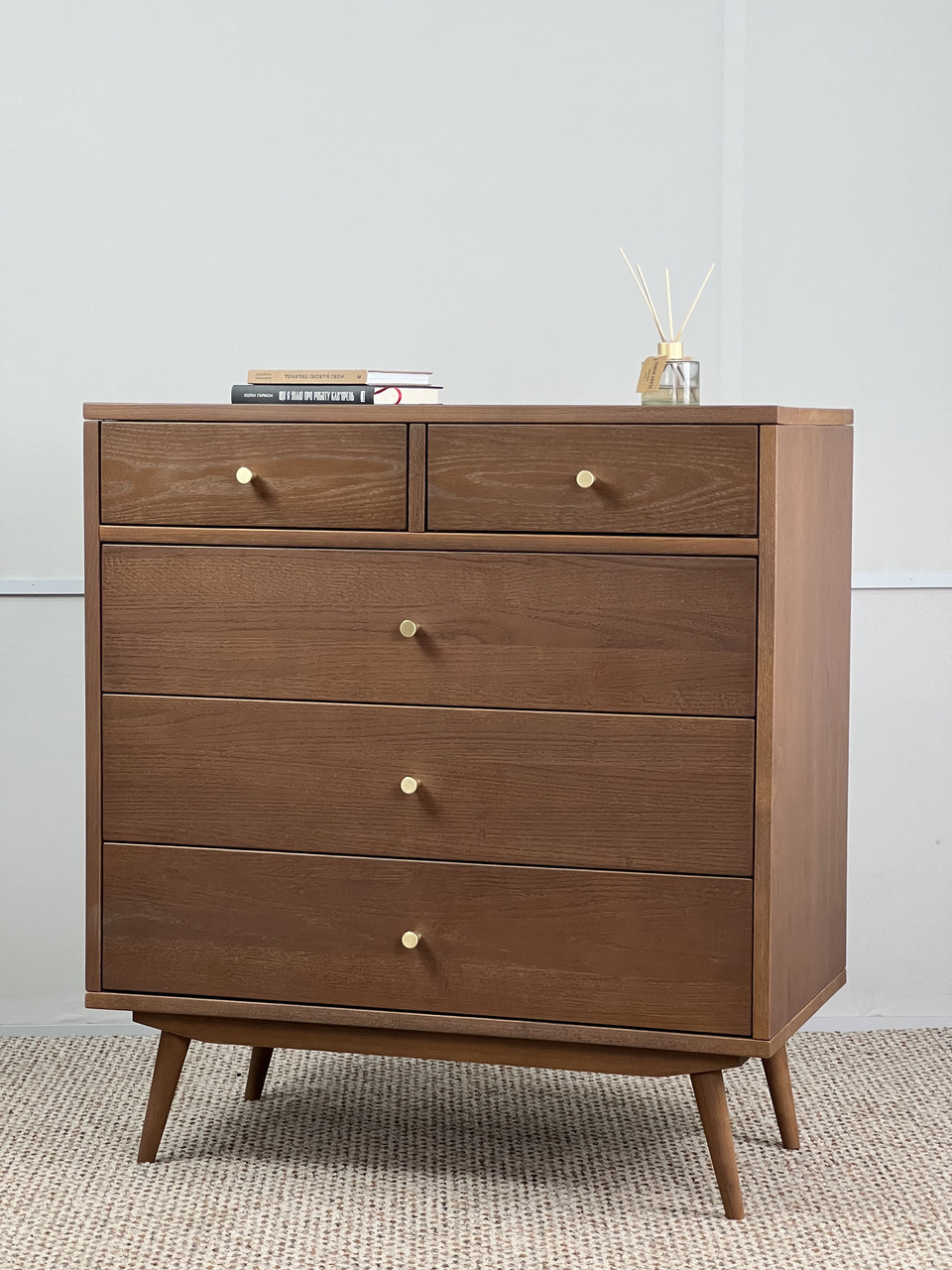 Комод "Ліон" з натурального дерева Дуб з фурнітурою blum, фото 1