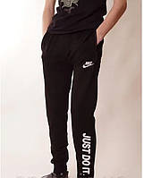 Штани спортивні Nike на 8-12 років