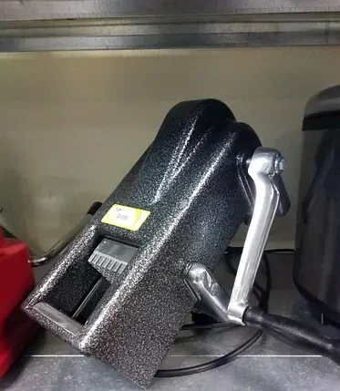 Картоплерізка Pimak Y11