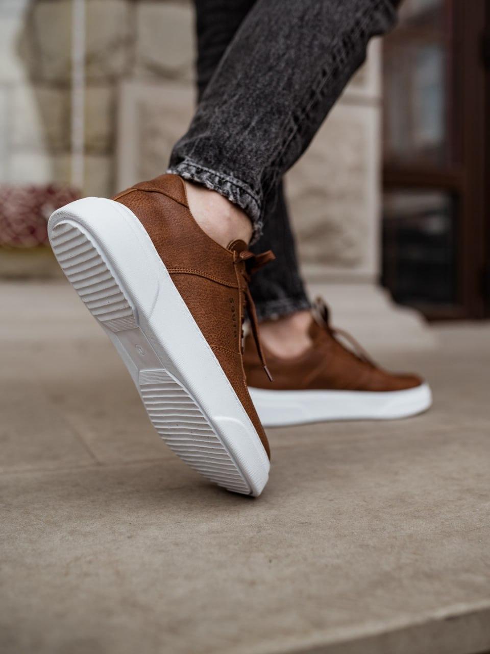Классические мужские кроссовки коричневого цвета, коричневая стильная обувь с белой подошвой весна/осень 41 - фото 3 - id-p1915061762