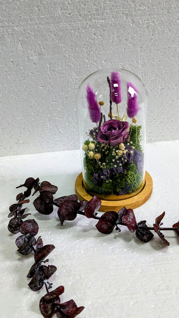 Довговічна троянда в колбі фіолетова, фото 1