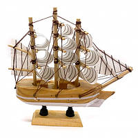 Дерев'яна модель Вітрильного корабля