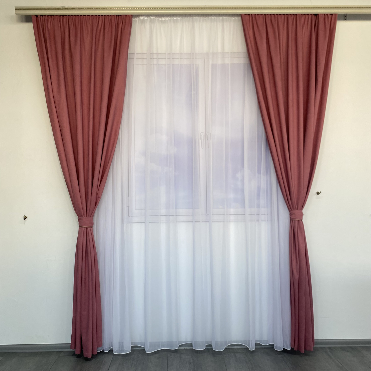 Стильні сучасні однотонні Рожеві штори мікровелюр з тюлем ALBO на кухню, в спальню, вітальню, фото 1