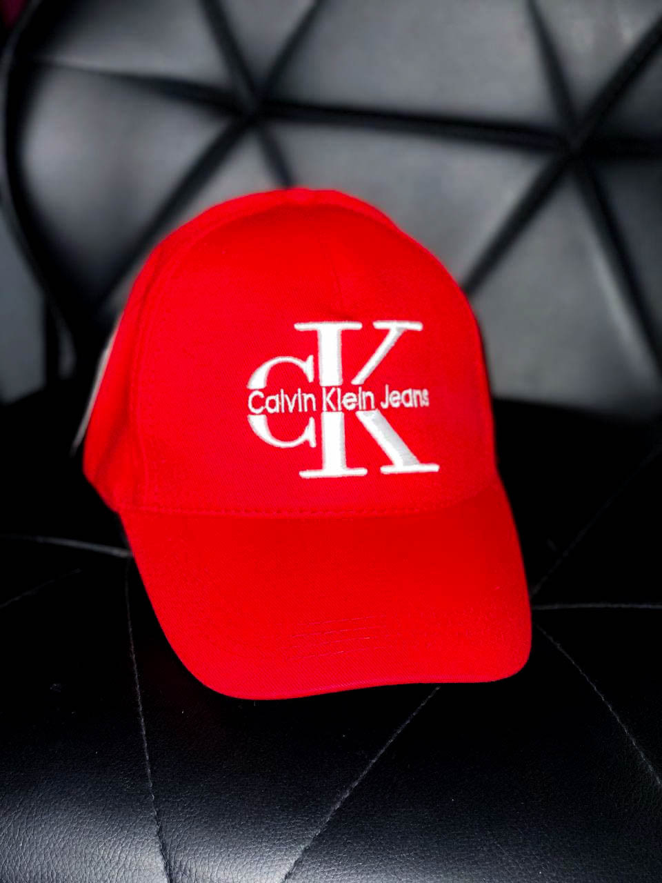 Бейсболка чоловіча червона весна-літо Calvin Klein (Келвін Кляйн)