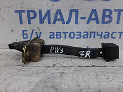 Обмежувач дверей задній правий Mitsubishi Pajero Wagon 2000-2006 MR380851 (Арт.25128)