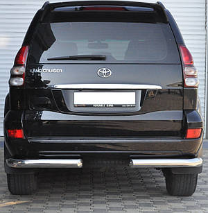 Захист заднього бампера на Toyota Land Cruiser 120 (2002-2009)