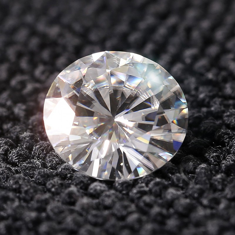 Moissanite Муассанит чисто белый 0.25 ct 4 mm. - фото 2 - id-p301249831