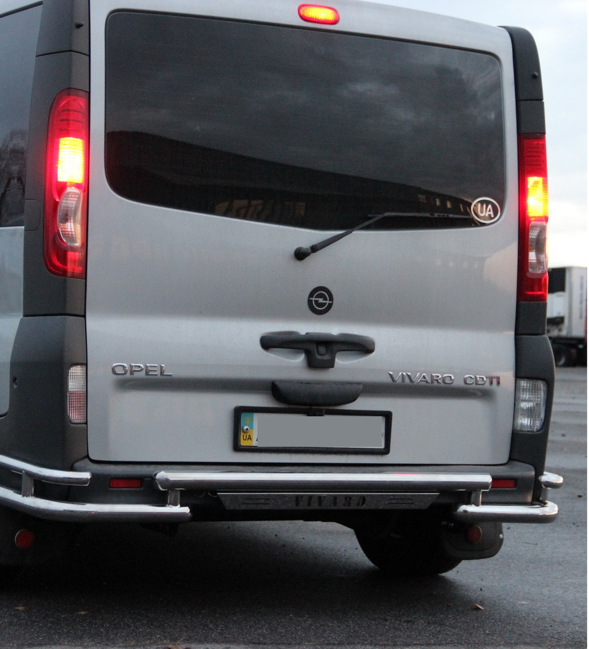 Захист заднього бампера на Renault Trafic (c 2001---), фото 1