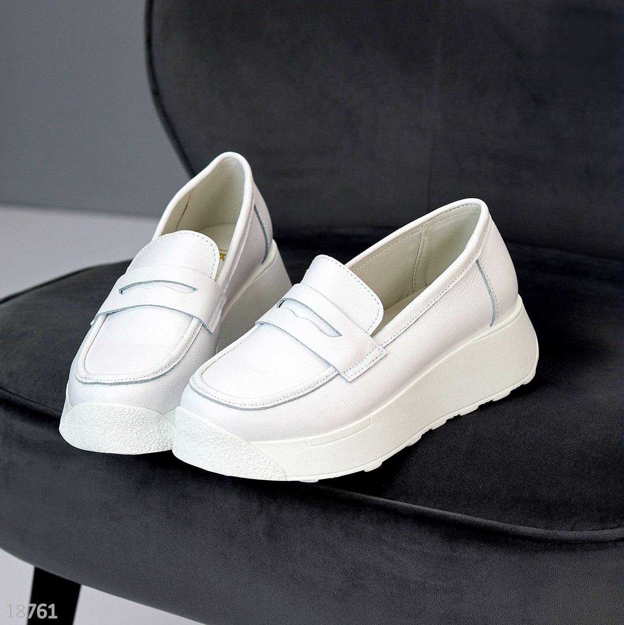 Женские кожаные лоферы стильные туфли на низком ходу белые натуральная кожа - фото 10 - id-p1918703323