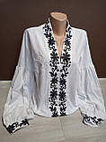 Дизайнерська жіноча біла лляна вишиванка "Бізнес" з довгими рукавами Україна ТД 44-64 розміри, фото 2