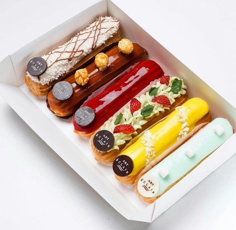 Белая коробка самосборная для эклеров десертов с окном 250х150х60 мм - фото 4 - id-p1919367105