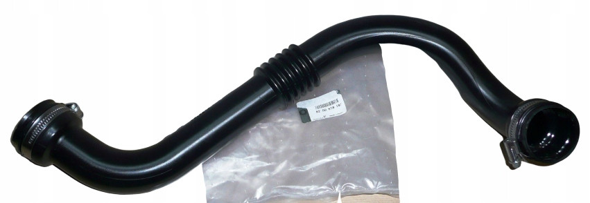 Шланг (патрубок) інтеркулера правий Renault: Scenic, Megane, 8200658187