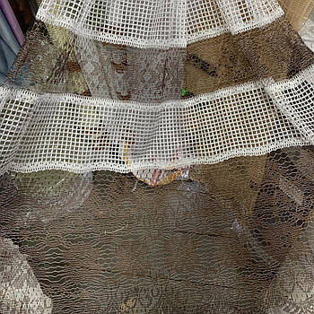 Коротка тюль сітка на метраж в біло-шоколадного кольору, висота 1,5 м (131-5)