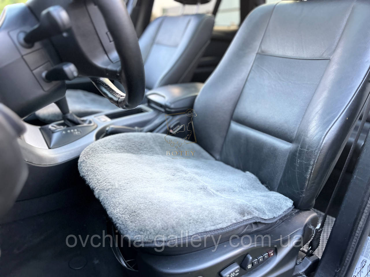 Накидка на сиденье автомобиля цельная из овечьей шкуры Графитовая - фото 7 - id-p1915214092