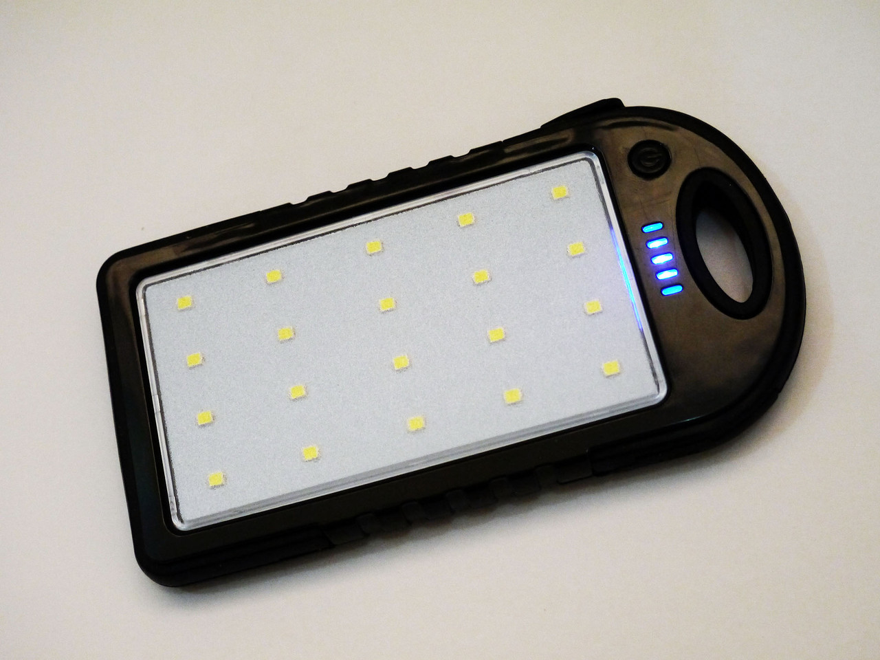 Сонячне зарядний пристрій Power Bank 8000 mAh Чорний, фото 1