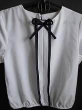 Блуза для дівчинки класична