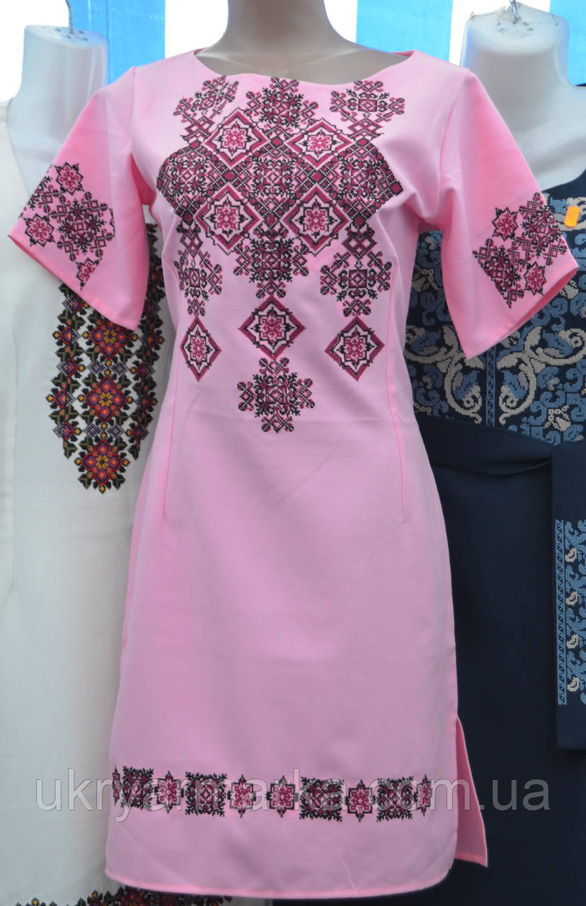 Плаття з вишивкою "Дивограй"