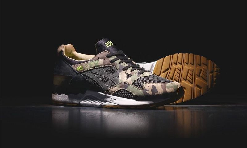 Кроссовки женские Asics Gel Lyte V x Atoms Camo / ASC-709