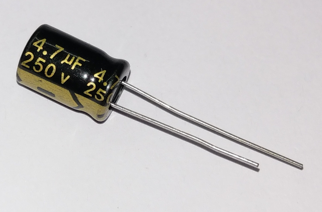 Конденсатор 4.7uF 250V (8*12) 105°C, фото 1