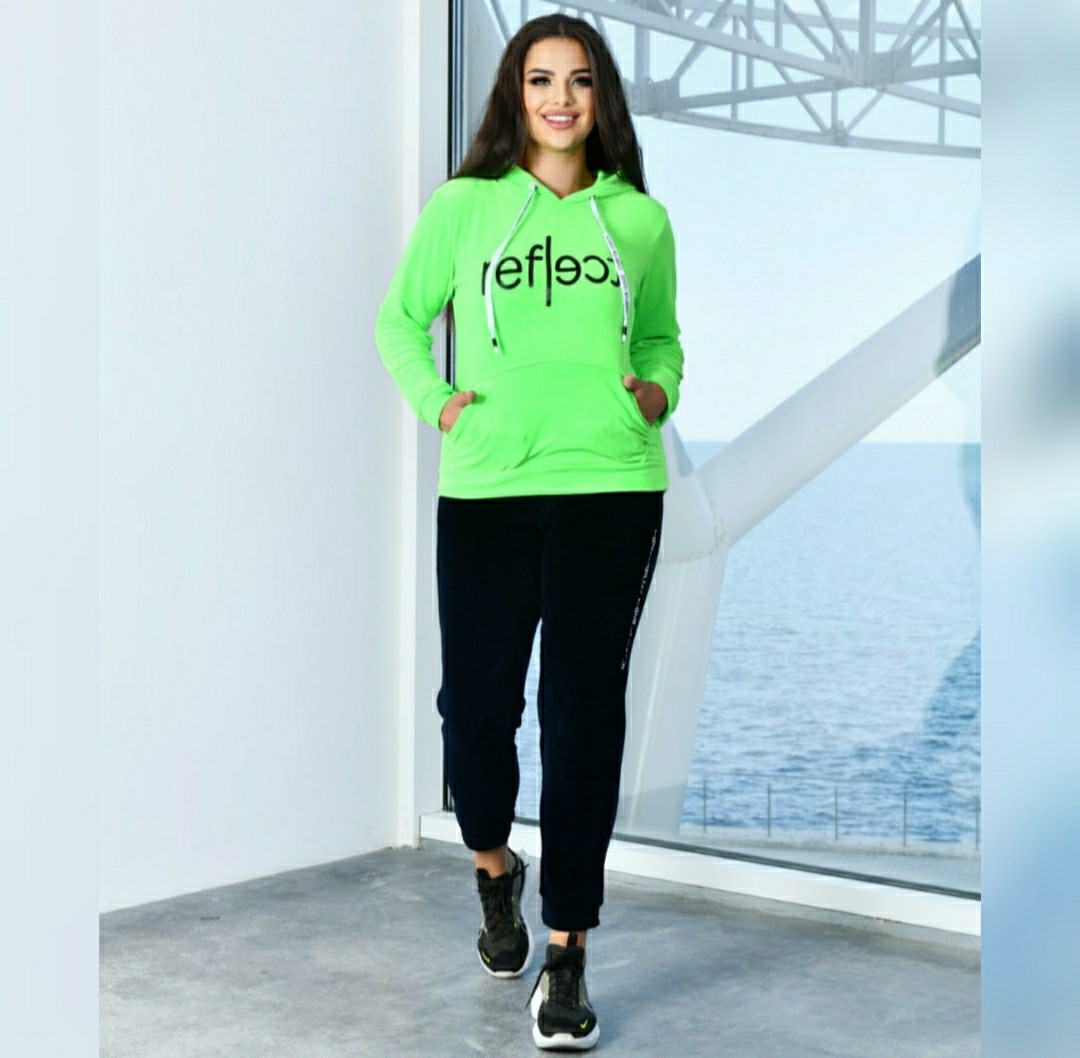 Велюровий жіночий спортивний костюм, фото 1