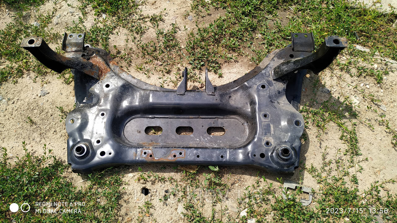 Підрамник Рено Каджар б/в