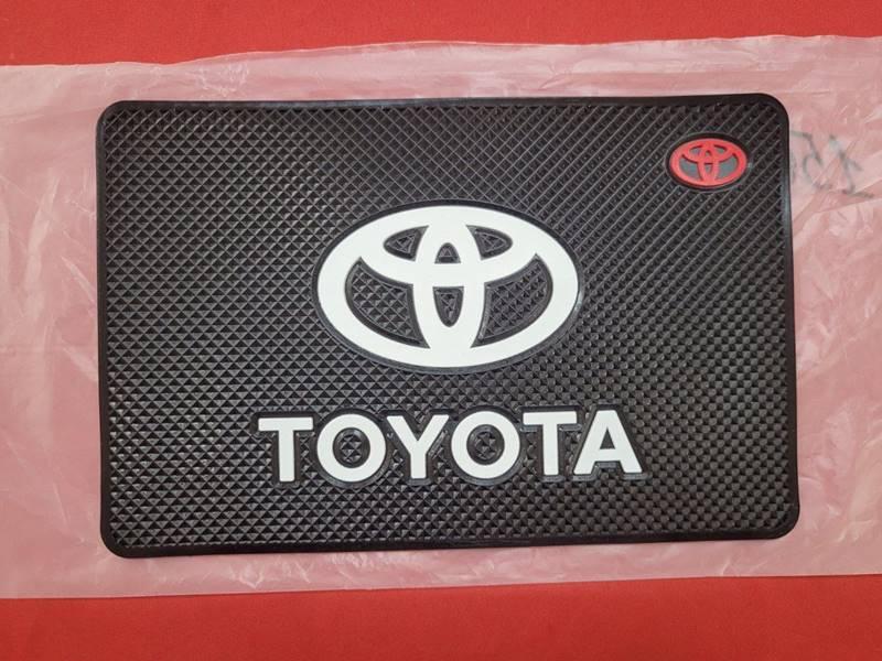 Гумовий силіконовий килимок Toyota/автоматні липкі килимки