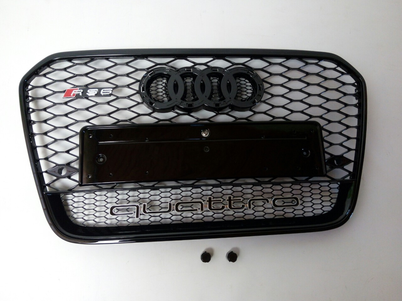 Решітка радіатора Audi A6 C7 2011-2014 стиль RS6 (чорна окантовка, напис Quattro)