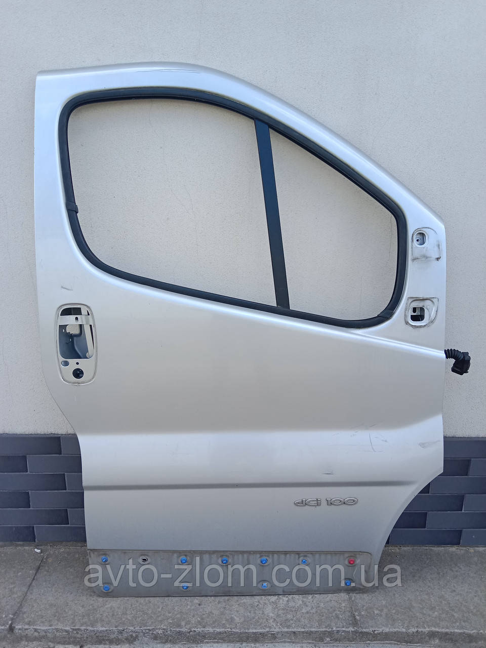 Двері передні Opel Vivaro, Renault Trafic, 2001 - 2014. Права., фото 1