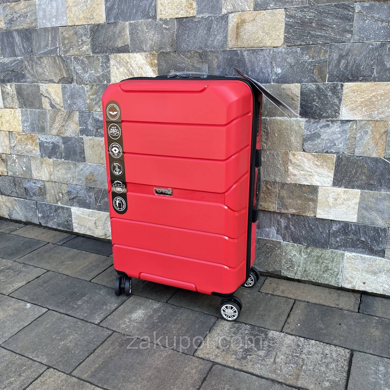 Валіза дорожня середня з поліпропілену Wings PP05 M Червоний