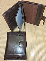 Вертикальный коричневый мужской кошелек 13.5×9.5см из эко-кожи с вкладышами-файликами для документов