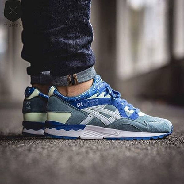 Asics gel lyte v glow in the dark hotsell