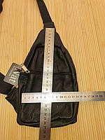 Мужская сумка слинг кожаная 26х14см, молодежная маленькая сумка на ремне через плечо