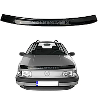 Дефлектор капота на Volkswagen Passat В3 сед/унив 1988-1993 AV-Tuning мухобойка