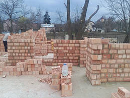 Андрій Роша, йде кладка