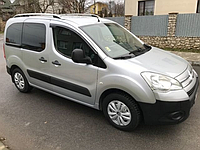 Дефлекторы окон на скотче Citroen Berlingo II 2008-2018 AV-Tuning ветровики на двери авто