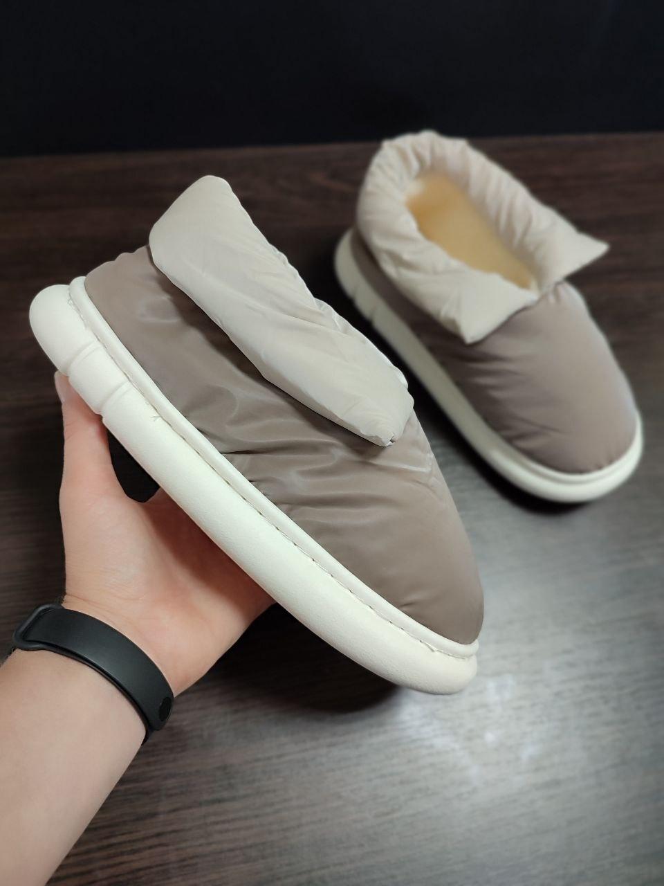 Дутики COFFEE світло КОРЧЕННІ високі з манжетом беж на білій підошві жіночі без застібки непромокальні