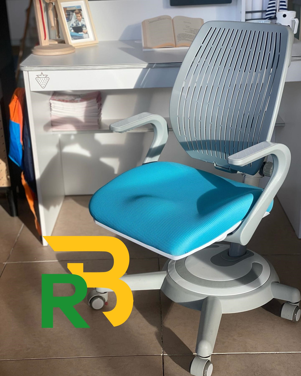 Детское компьютерное кресло для мальчика школьника | Mealux Ergoback BL - фото 3 - id-p1271178178