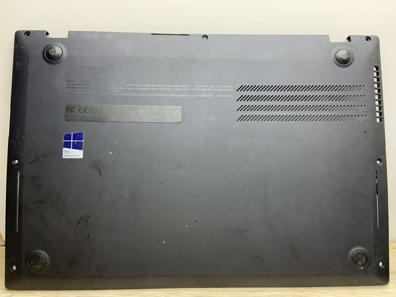 Lenovo ThinkPad X1 Carbon G1 Корпус D (нижня частина корпусу) тип 2(решітка радіатора праворуч)(60.4RQ17.005) б/у, фото 1