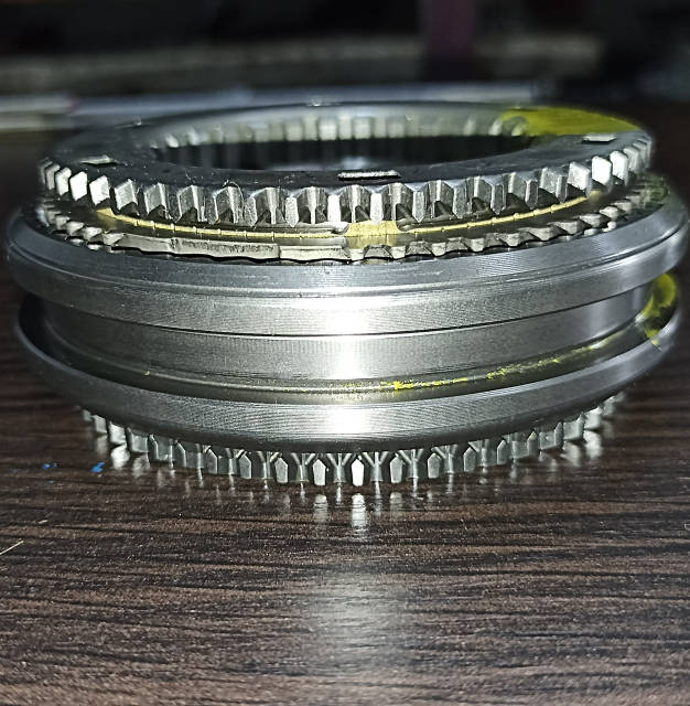 VVF3×2.0 Муфта ступічка сінхронізатори вінець 3, 4 третьої б.у КПП