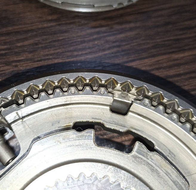 Муфта ступічка сінхронізатори вінець 3, 4 третьої б.у КПП