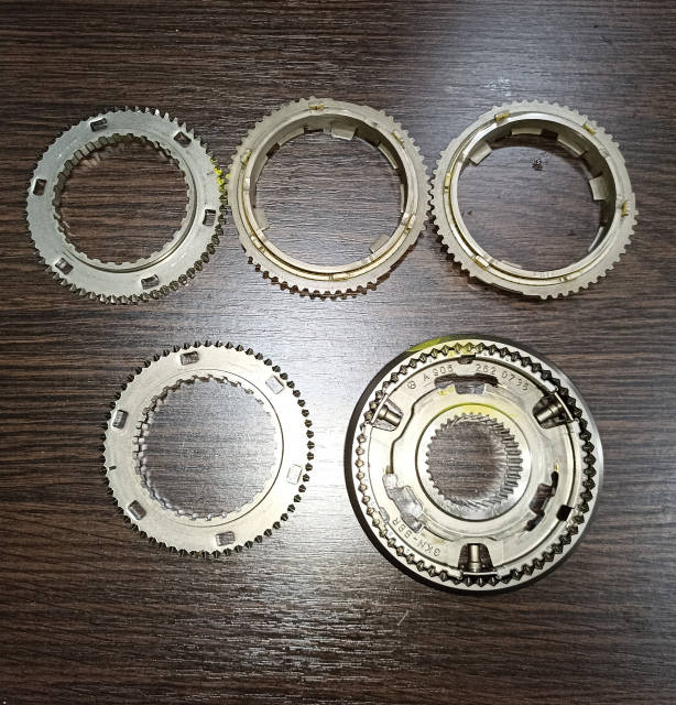 Муфта ступічка сінхронізатори вінець 3, 4 третьої б.у КПП