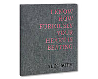 Книга про фотографію " I Know How Furiously Your Heart Is Beating " Alec Soth подарункові книги для фотографів