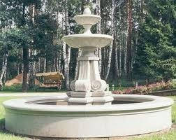 Фонтан з натурального каменю