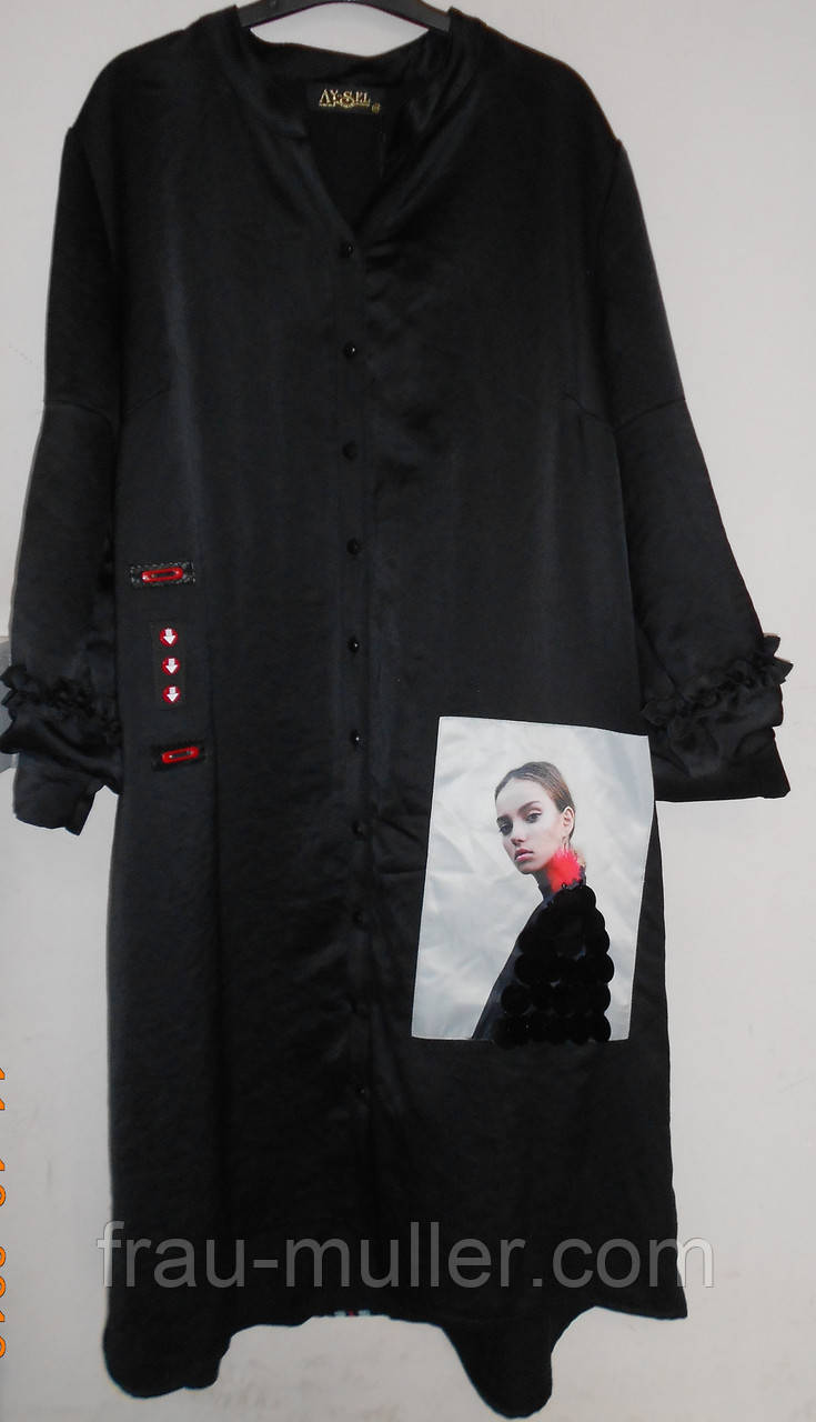 Сукня-сорочка з чорної глянцевої бавовни з фотоаплікацією 54 56 58 60  Aj-Sel