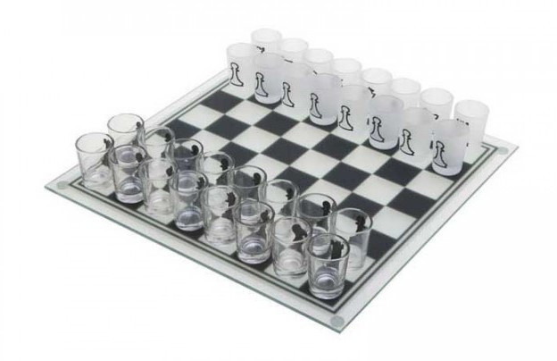 Алко гра шахи з чарками (28х28 см) GBA086S