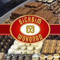 Новинка: цукерки і торти в подарункових коробках